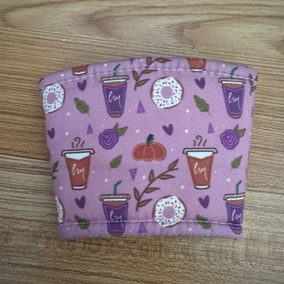 Love Mich Coffee Cozy - Small Fall Drinks - Picture 2 of 2